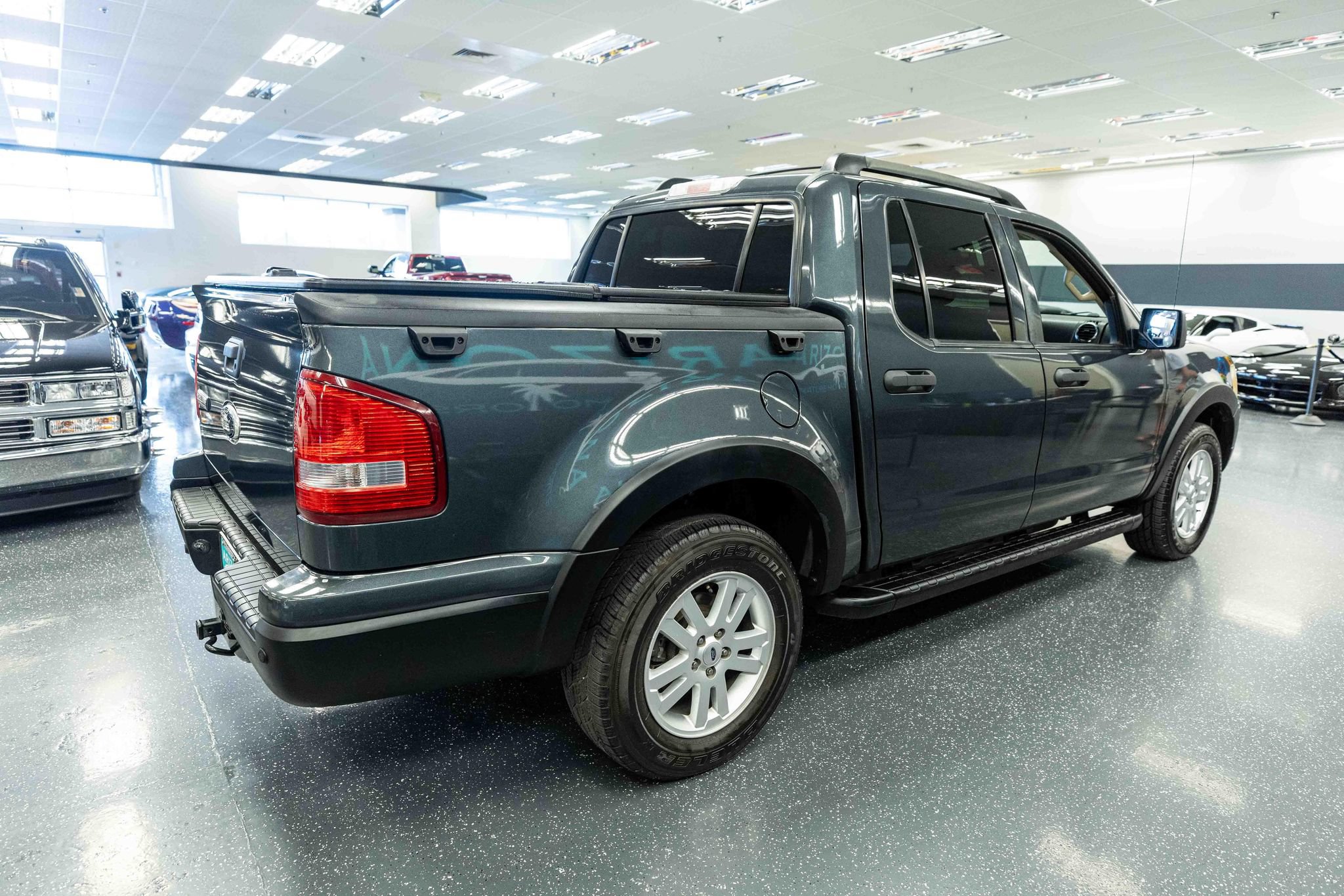 Used 2010 Ford Explorer Sport Trac XLT RWD image 5
