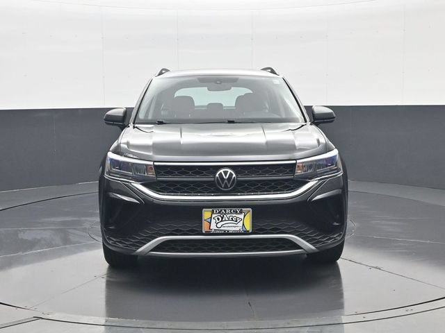 Used 2023 Volkswagen Taos S FWD image 2