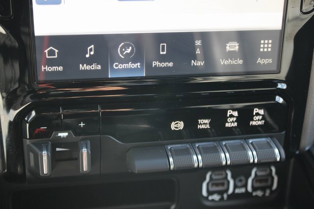 Used 2024 RAM 3500 Laramie w/ Night Edition image 9