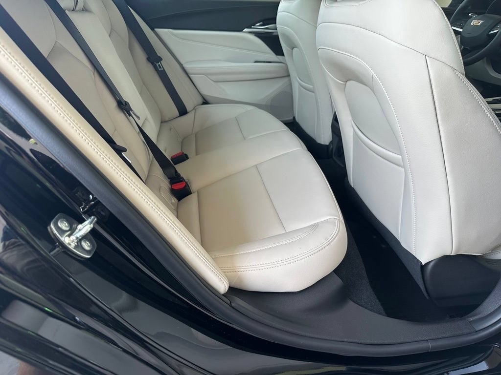 New 2026 Cadillac CT4 Luxury w/ Sun And Sound Package RWD image 31