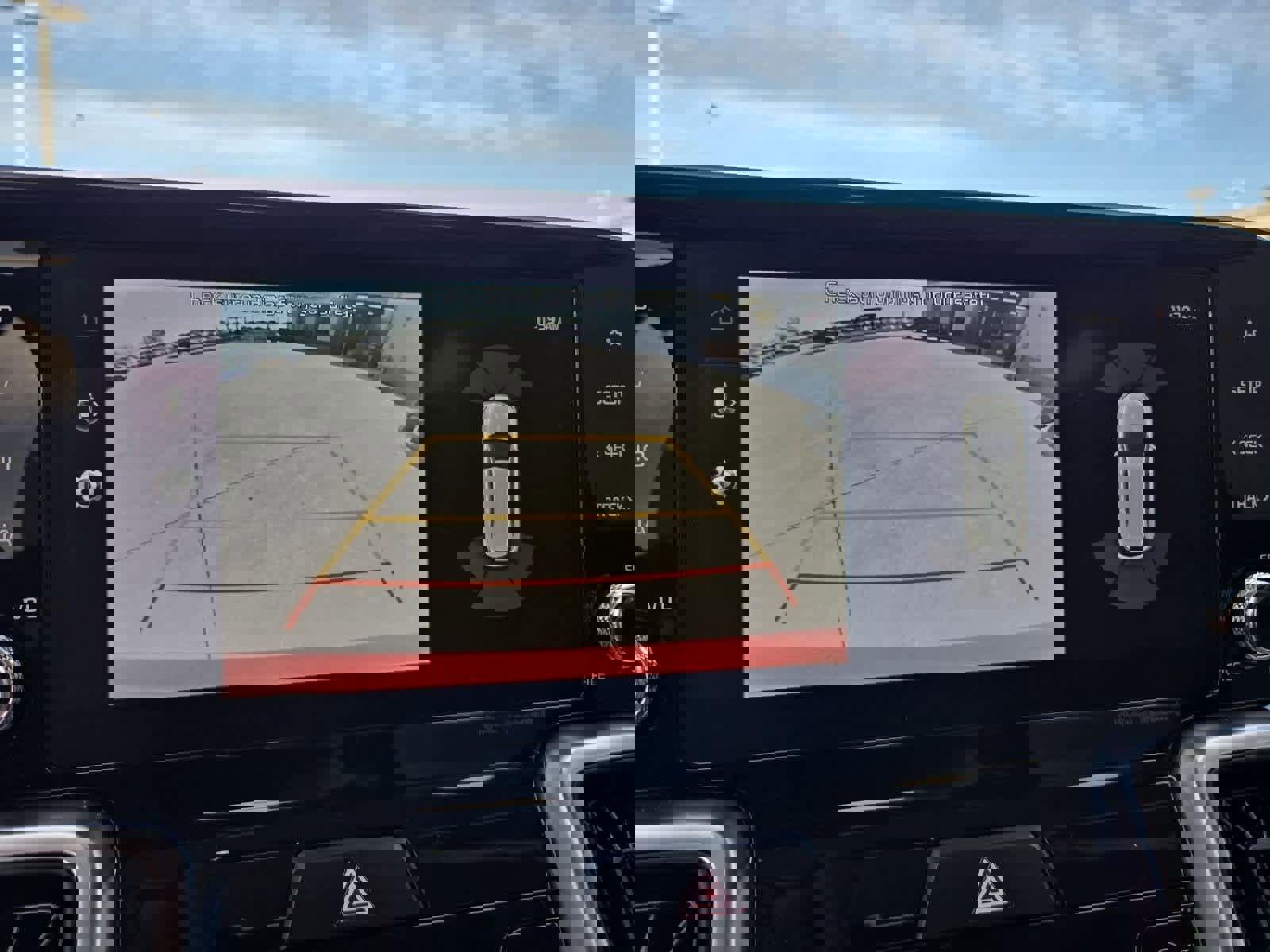 Certified 2022 Kia Sorento EX w/ Panoramic Sunroof Package image 30