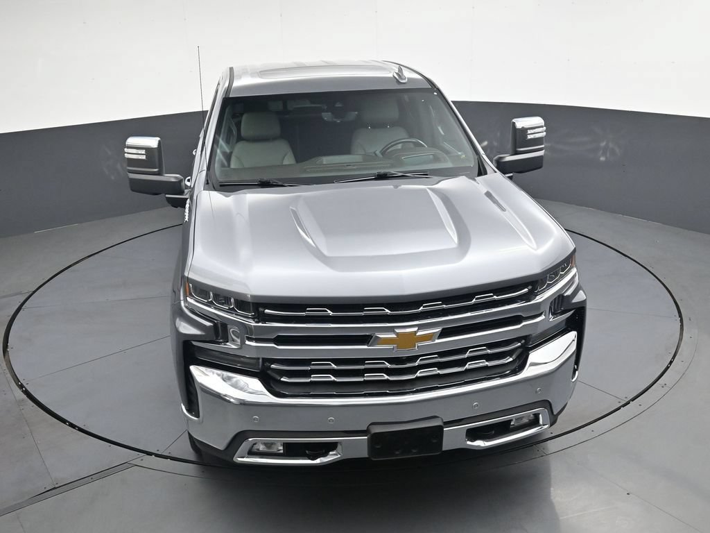 Used 2021 Chevrolet Silverado 1500 LTZ w/ LTZ Premium Package AWD/4WD image 28