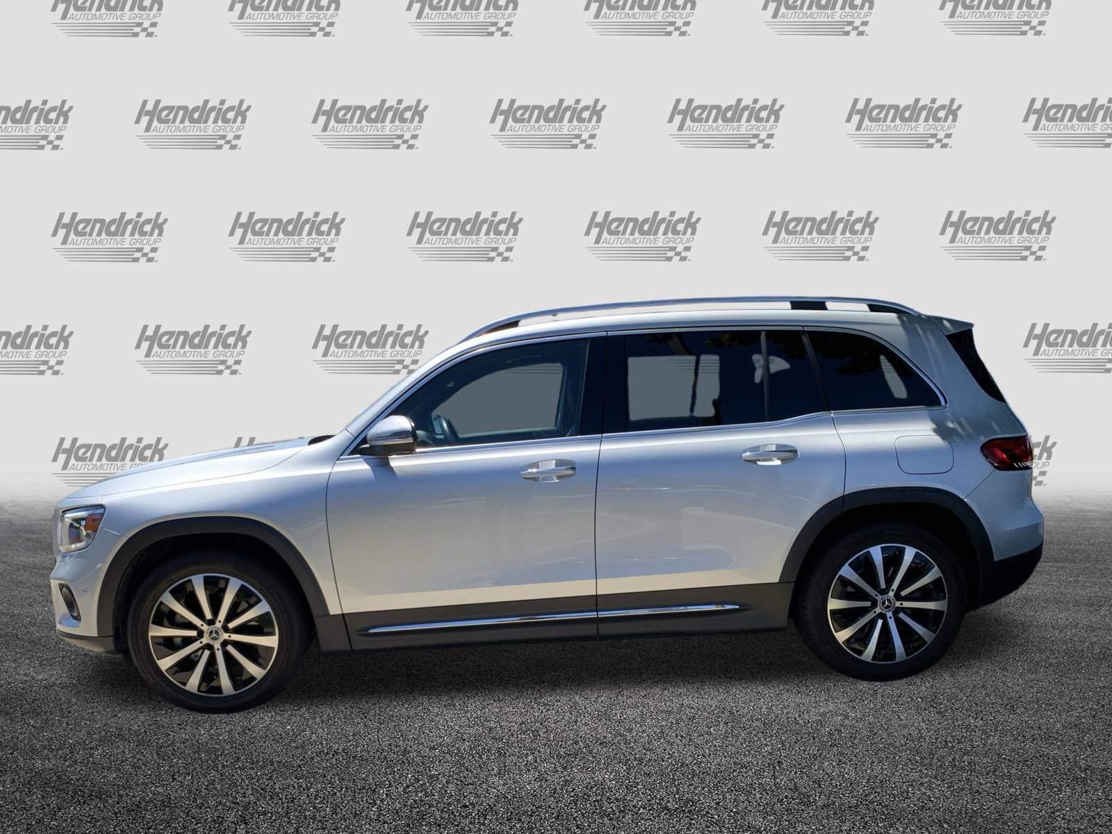 Used 2023 Mercedes-Benz GLB 250 4MATIC image 7