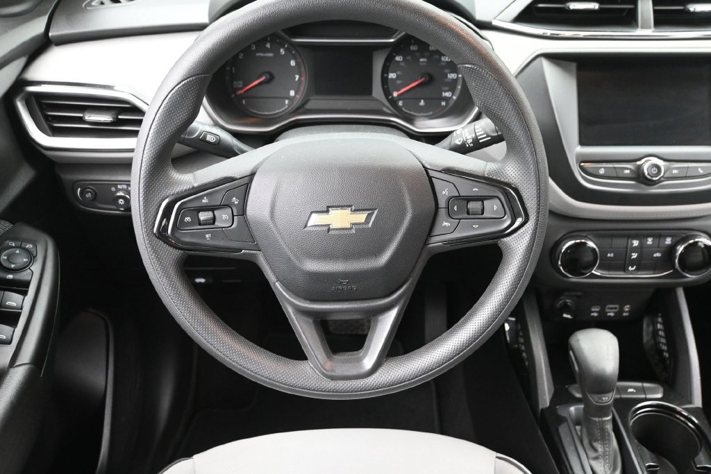 Used 2022 Chevrolet TrailBlazer LS FWD image 14