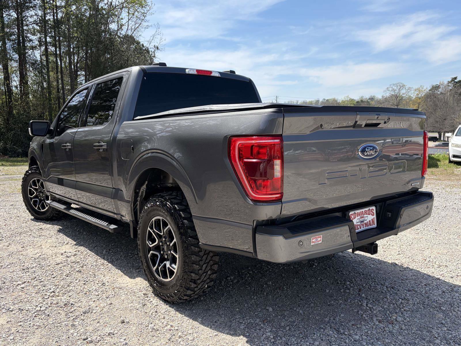 Used 2021 Ford F150 XLT w/ Equipment Group 302A High image 5