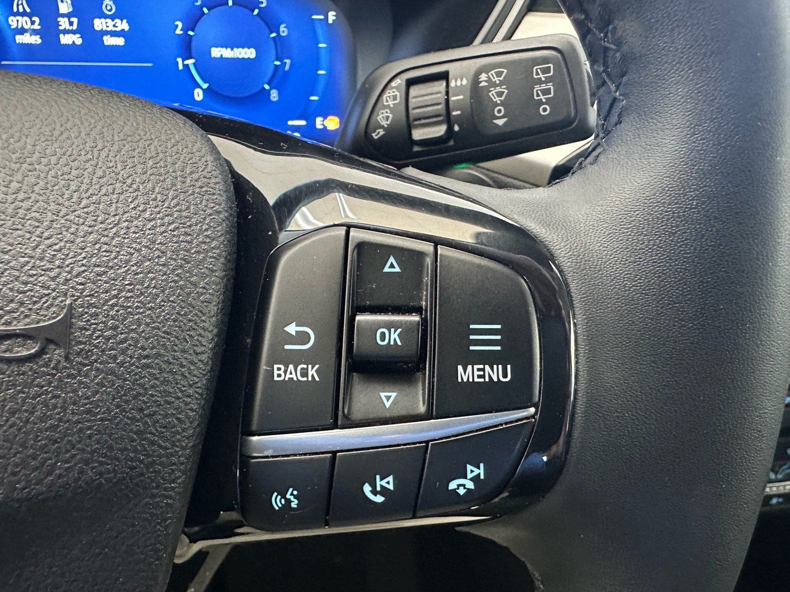 Certified 2022 Ford Escape SEL w/ Technology Package FWD image 35