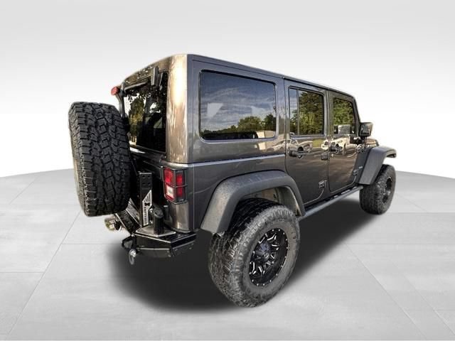 Used 2017 Jeep Wrangler Unlimited Rubicon AWD/4WD image 6