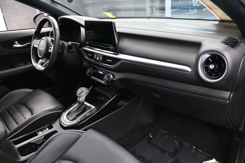 Used 2023 Kia Forte GT-Line w/ GT-Line Premium Package FWD image 49