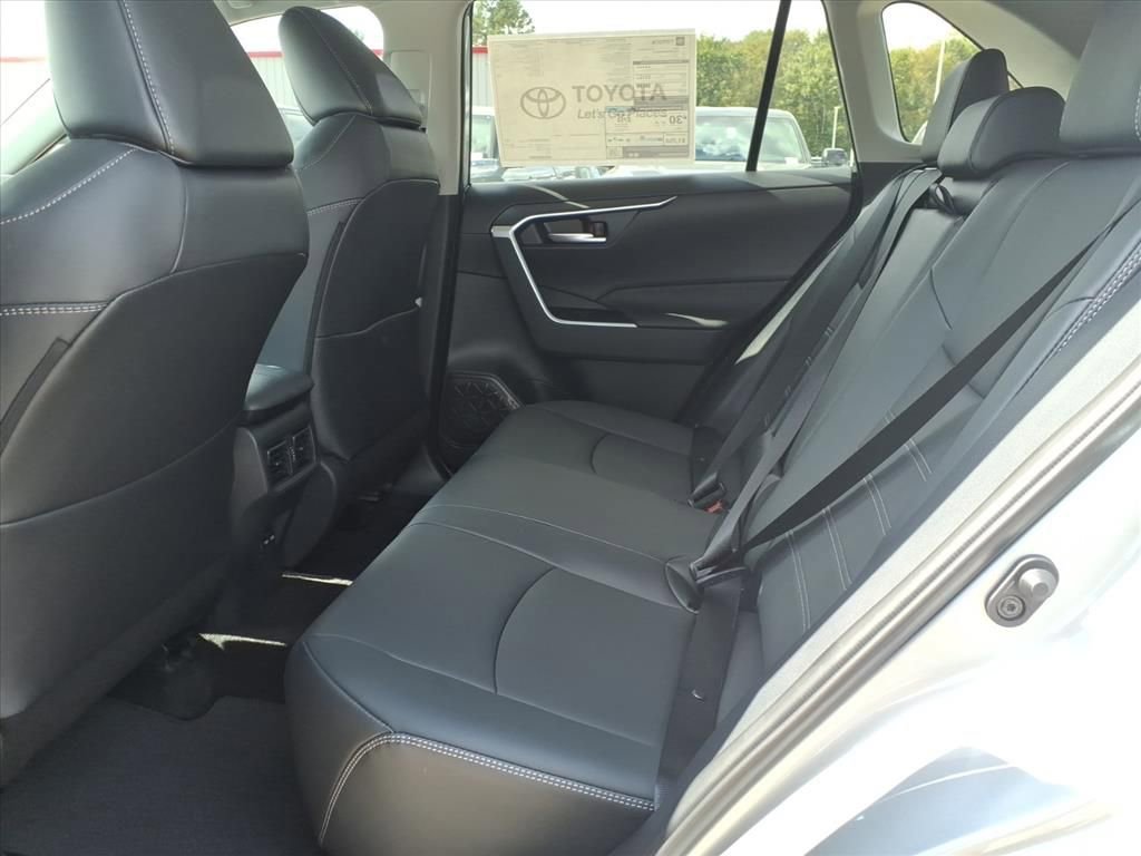 Certified 2025 Toyota RAV4 XLE Premium image 6
