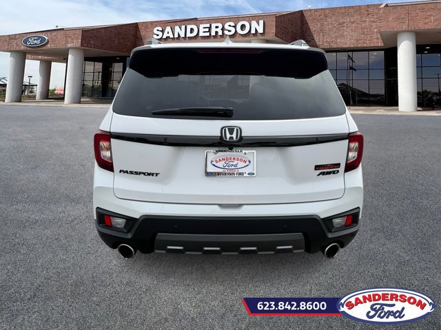 Used 2025 Honda Passport TrailSport image 4