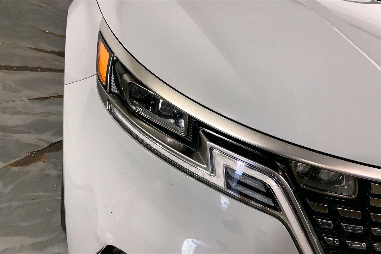 Certified 2024 Kia Carnival SX Prestige FWD image 26