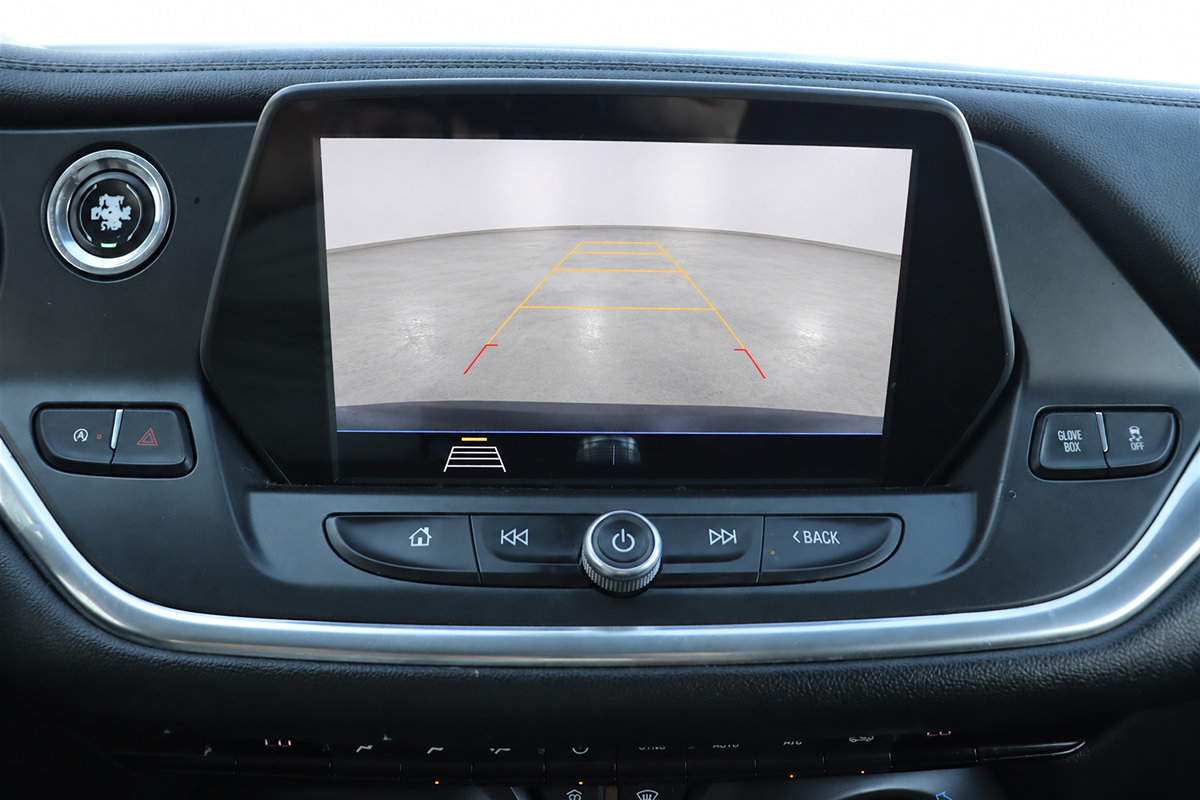 Used 2020 Chevrolet Blazer LT FWD image 35