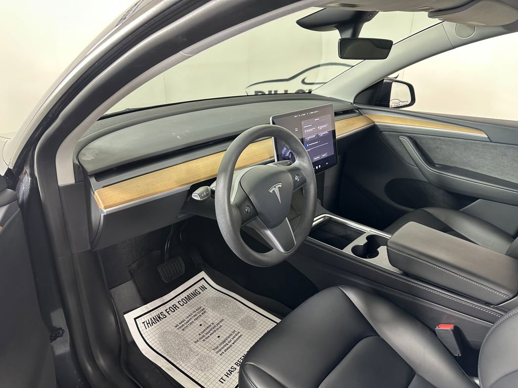 Used 2024 Tesla Model Y Long Range AWD/4WD image 20