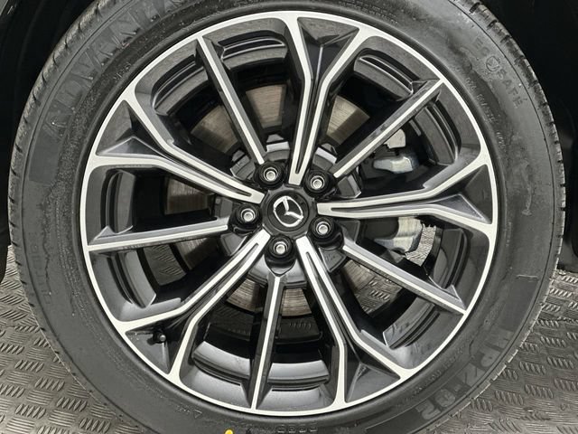 Certified 2025 MAZDA CX-70 Plug-In Hybrid w/ Premium Plus AWD/4WD image 10