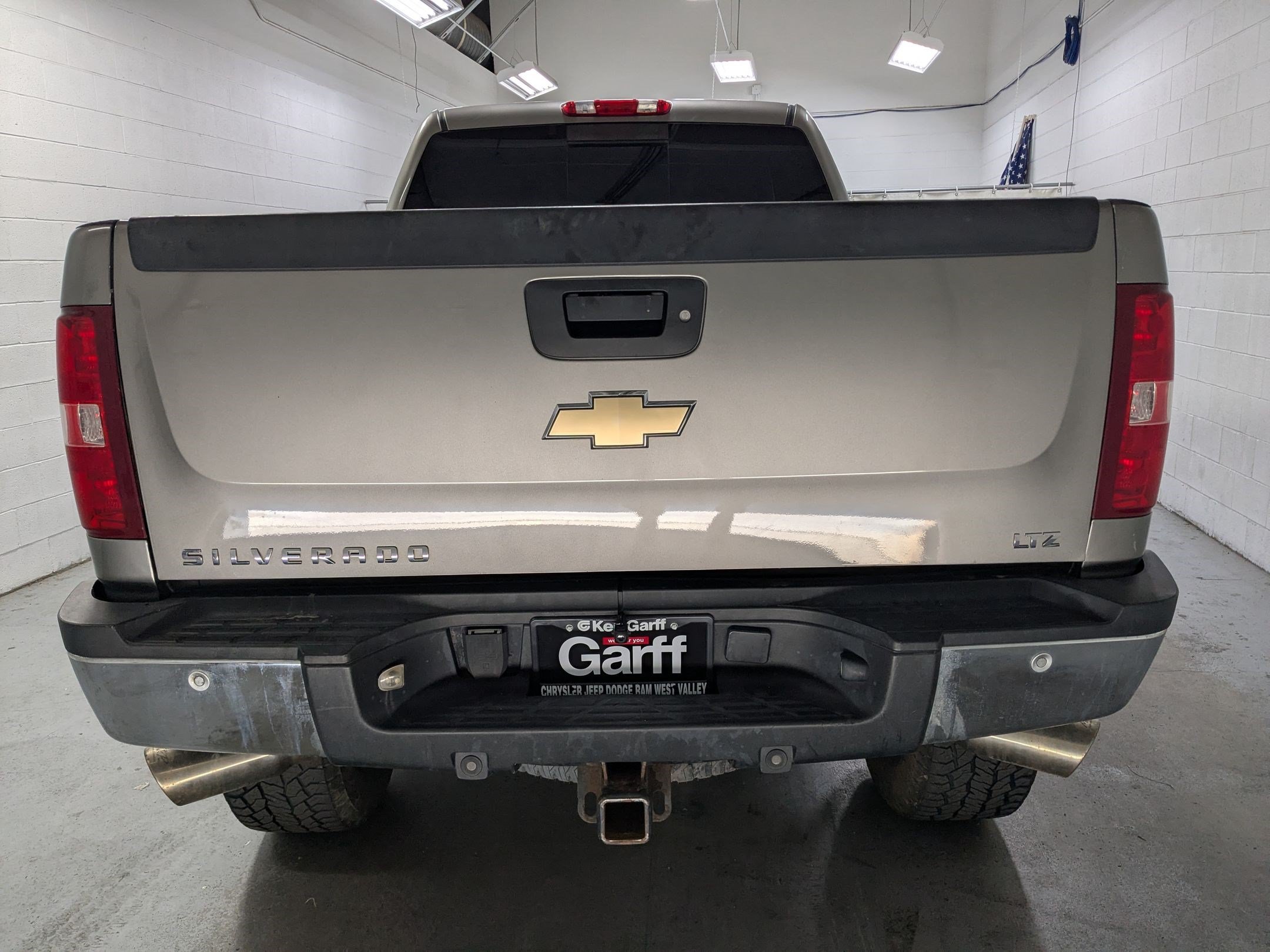 Used 2008 Chevrolet Silverado 2500 LTZ w/ Safety Package AWD/4WD image 8