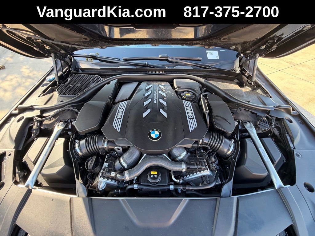 Used 2022 BMW 750i xDrive w/ M Sport Package AWD/4WD image 29