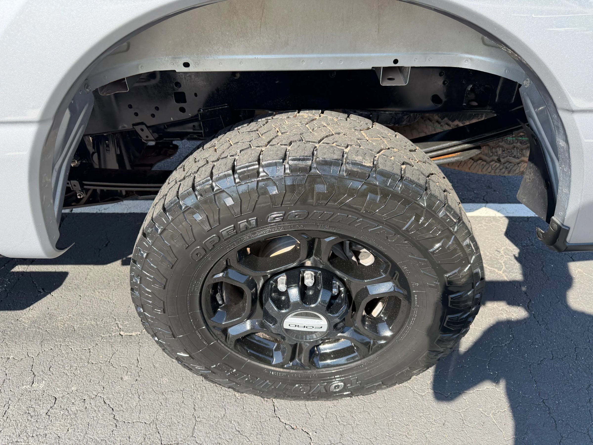 Used 2023 Ford F250 XL w/ STX Appearance Package AWD/4WD image 12
