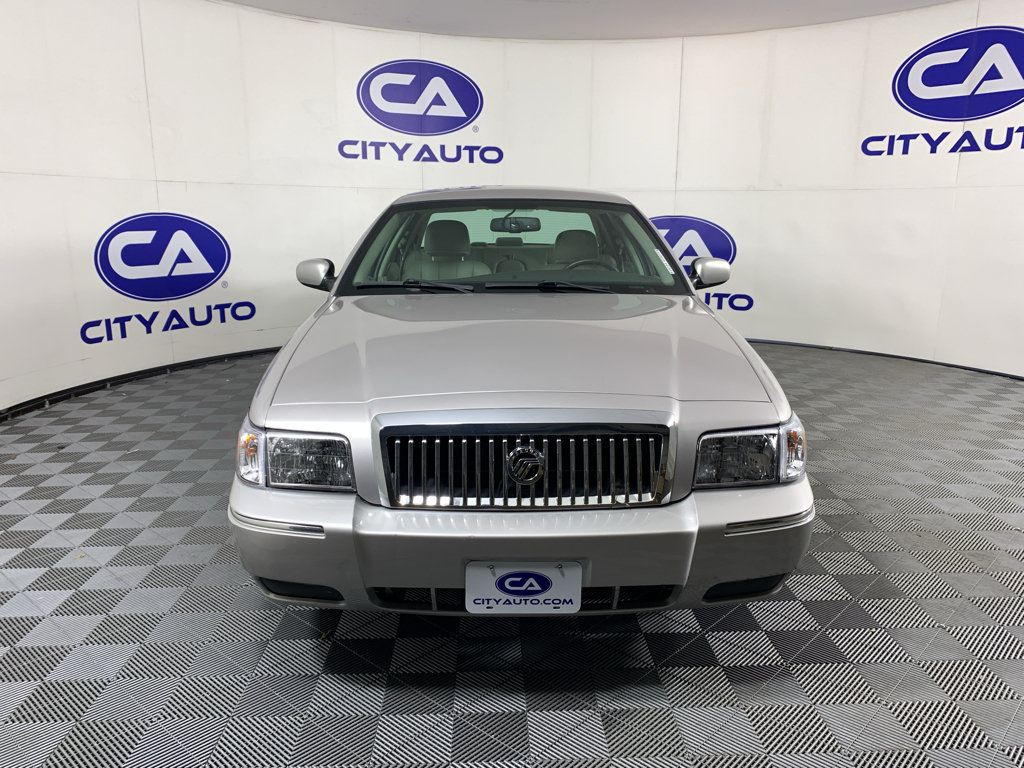 Used 2010 Mercury Grand Marquis LS RWD image 7