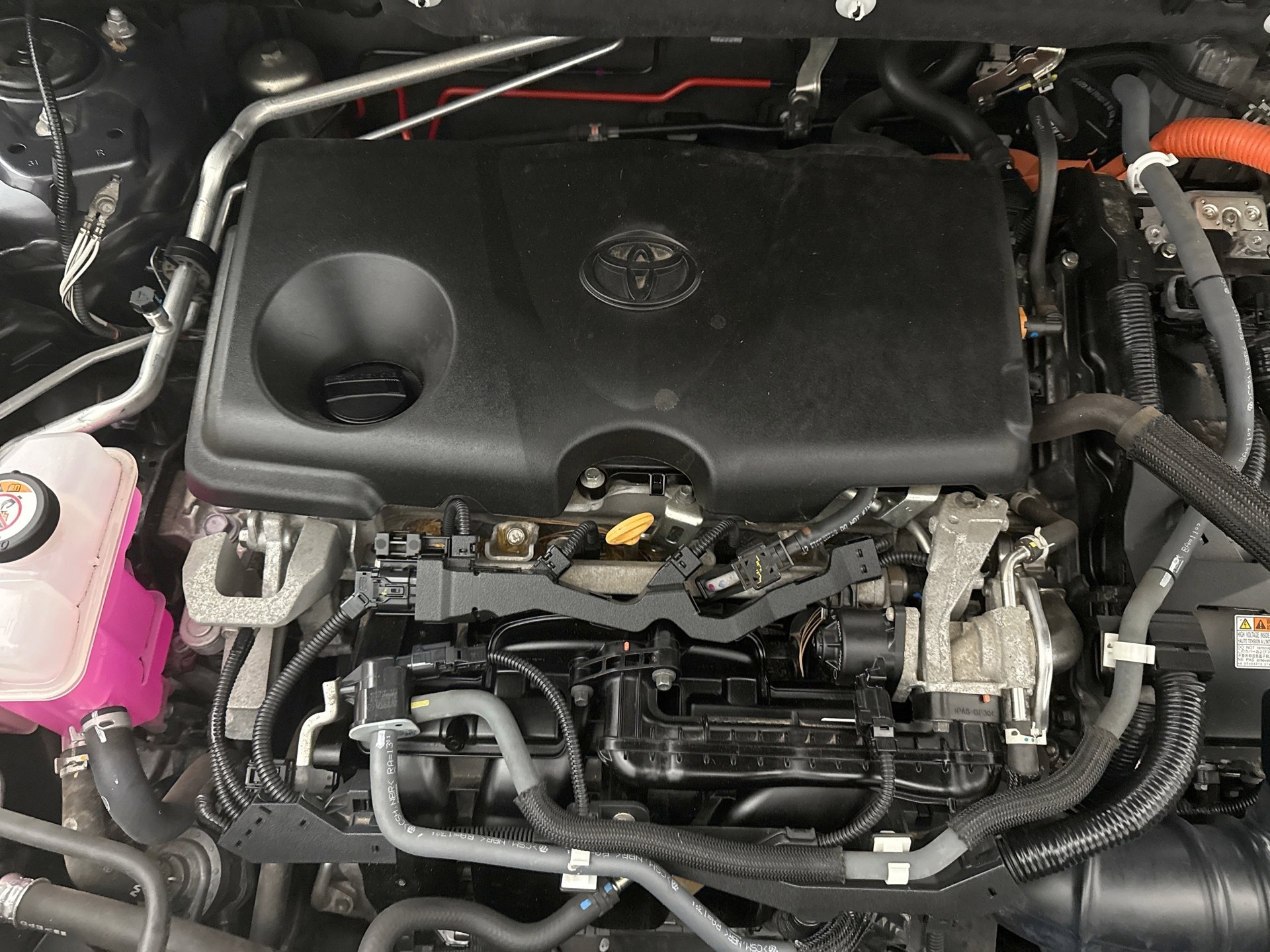 Used 2021 Toyota RAV4 XLE w/ Convenience Package AWD/4WD image 25