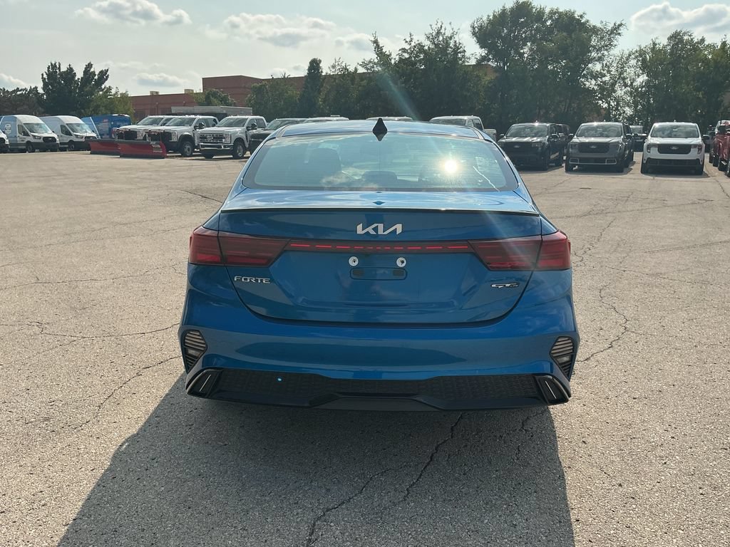 Used 2023 Kia Forte GT-Line w/ GT-Line Premium Package FWD image 4