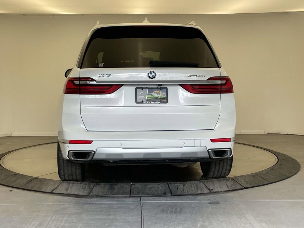 Used 2022 BMW X7 xDrive40i w/ Cold Weather Package AWD/4WD image 4
