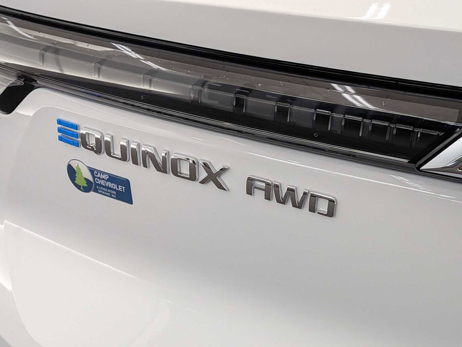 New 2026 Chevrolet Equinox EV LT image 12