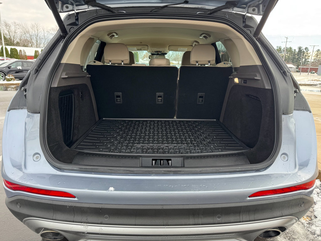 Certified 2022 Lincoln Corsair 4WD w/ Equipment Group 101A image 9