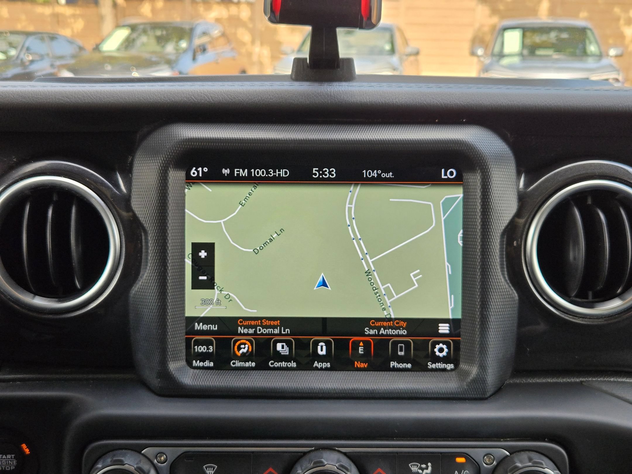 Used 2021 Jeep Wrangler Unlimited Sahara AWD/4WD image 17