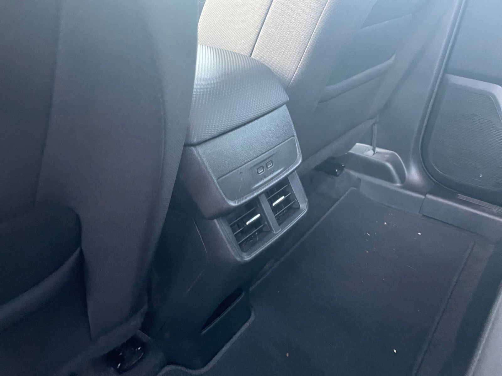 Used 2025 Chevrolet Equinox LT image 23