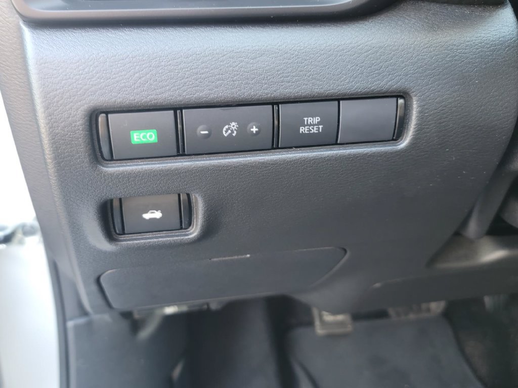 Used 2023 Nissan Sentra S FWD image 31