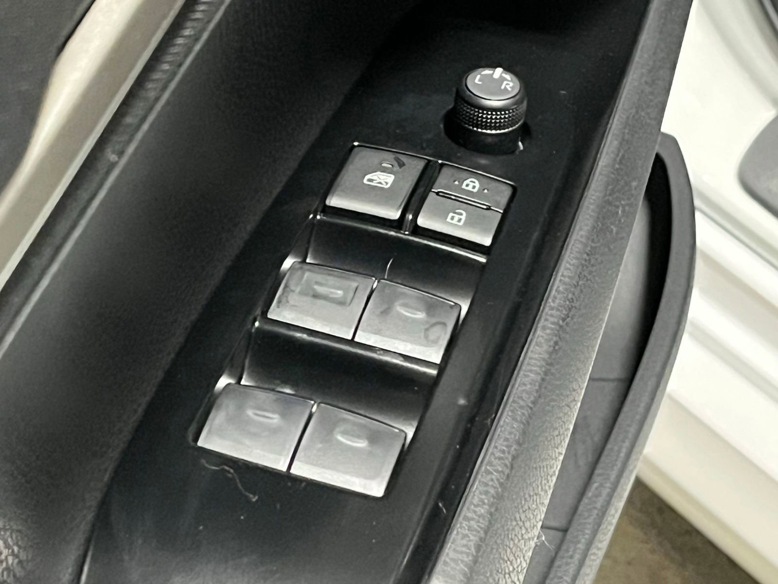 New 2026 Toyota Camry LE FWD image 32