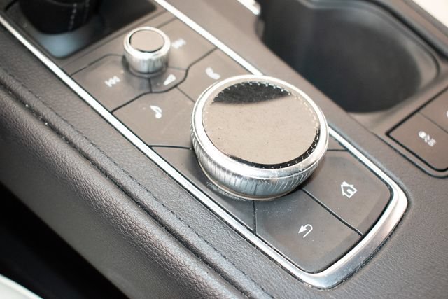 Used 2020 Cadillac XT4 Sport AWD/4WD image 33