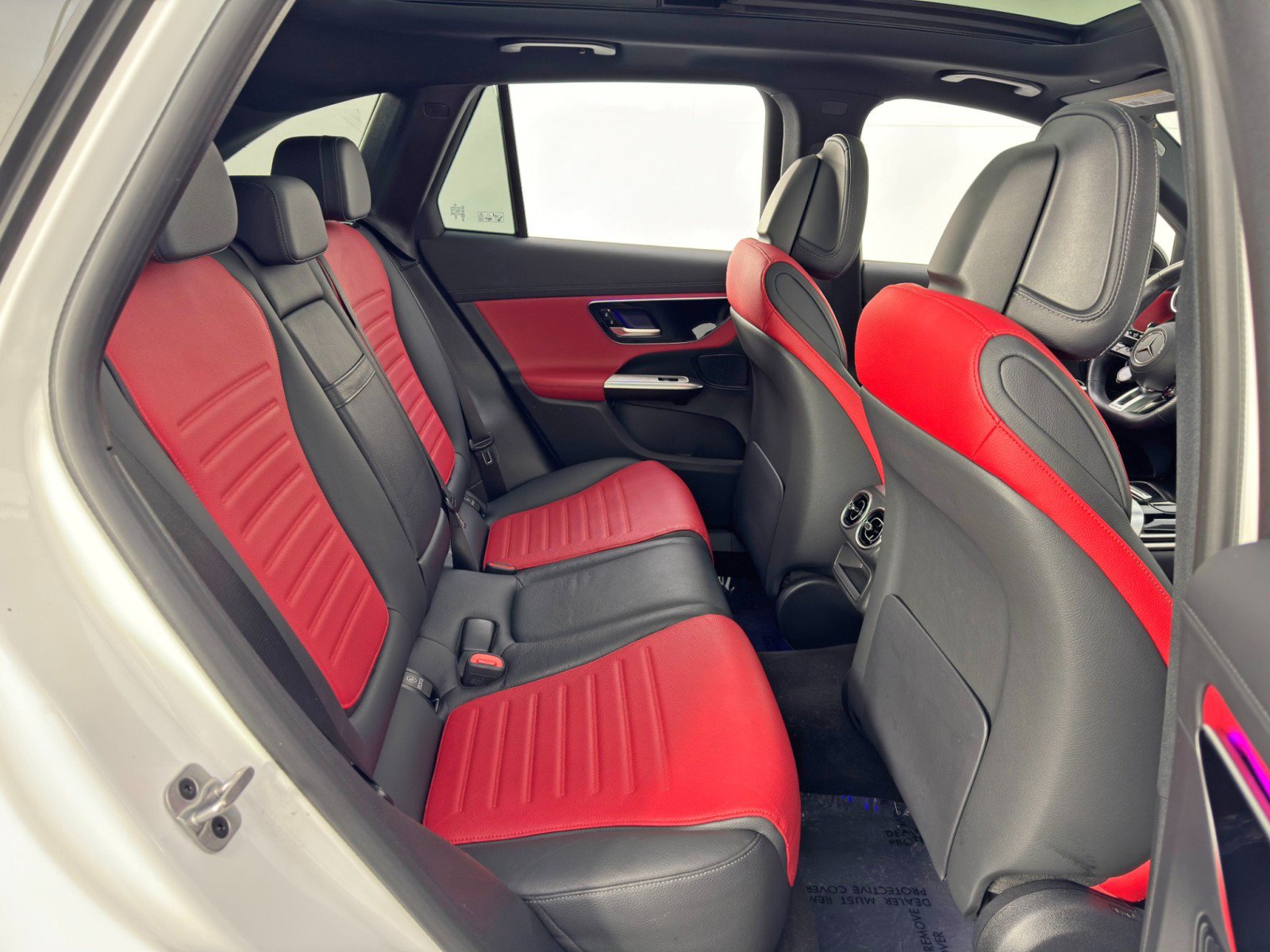 Used 2024 Mercedes-Benz GLC 43 AMG 4MATIC image 48