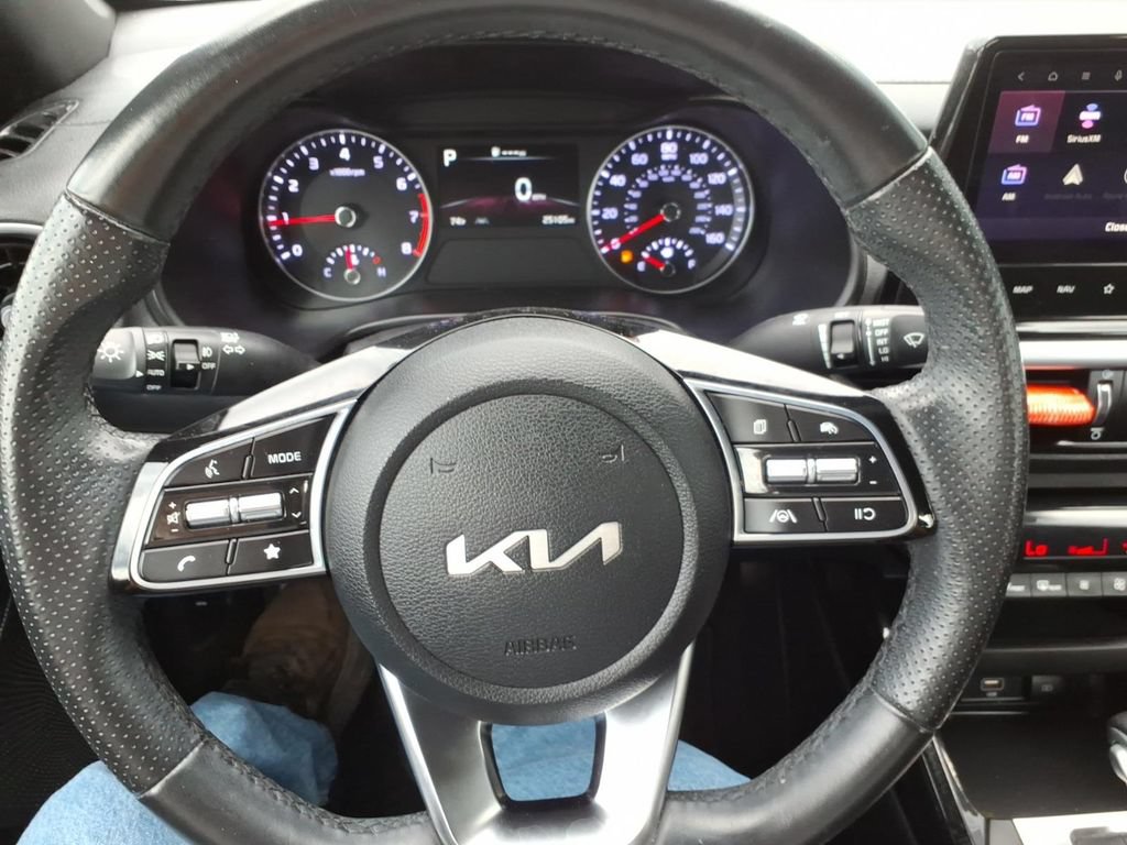 Used 2023 Kia Forte GT-Line FWD image 21