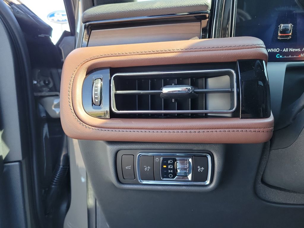 New 2026 Lincoln Aviator Reserve image 30