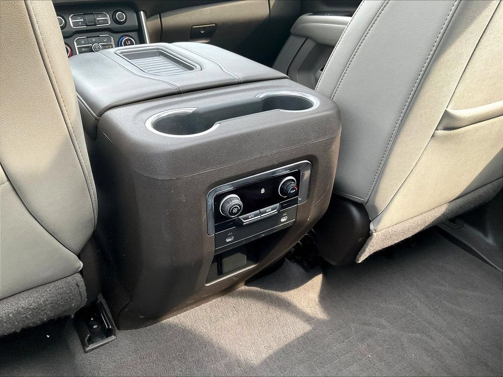 Used 2022 Chevrolet Tahoe LT AWD/4WD image 12