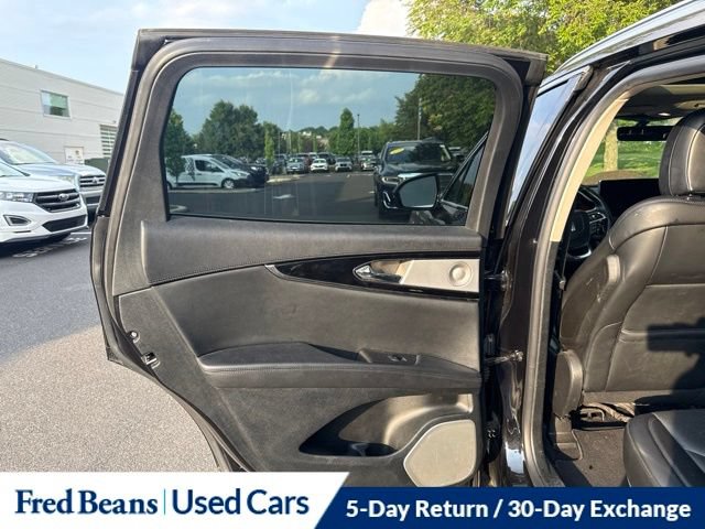 Used 2023 Lincoln Nautilus Reserve w/ Equipment Group 202A AWD/4WD image 15