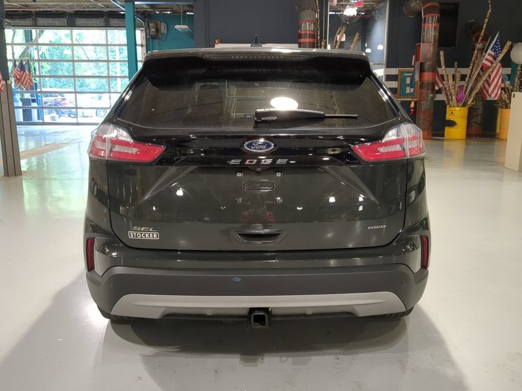 Used 2022 Ford Edge SEL w/ Convenience Package AWD/4WD image 9