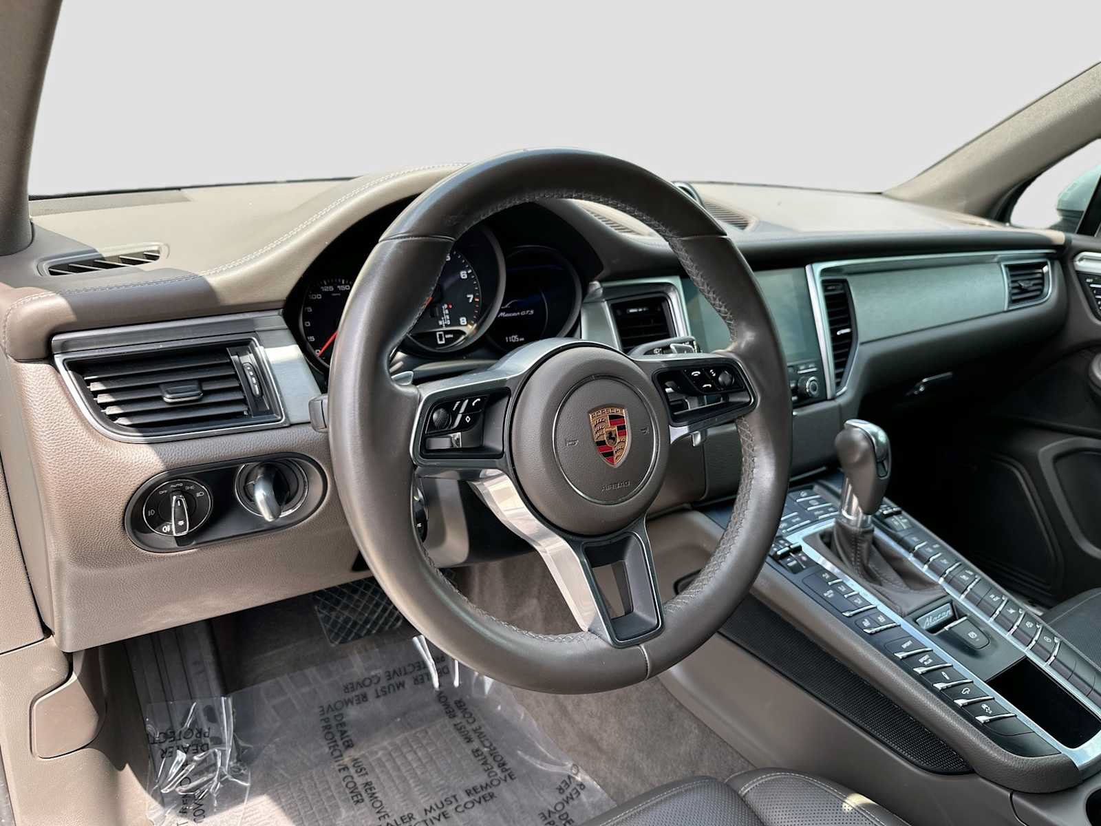 Used 2018 Porsche Macan GTS AWD/4WD image 9
