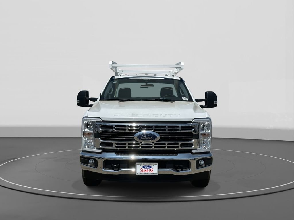 New 2025 Ford F350 XL w/ XL Chrome Package image 3
