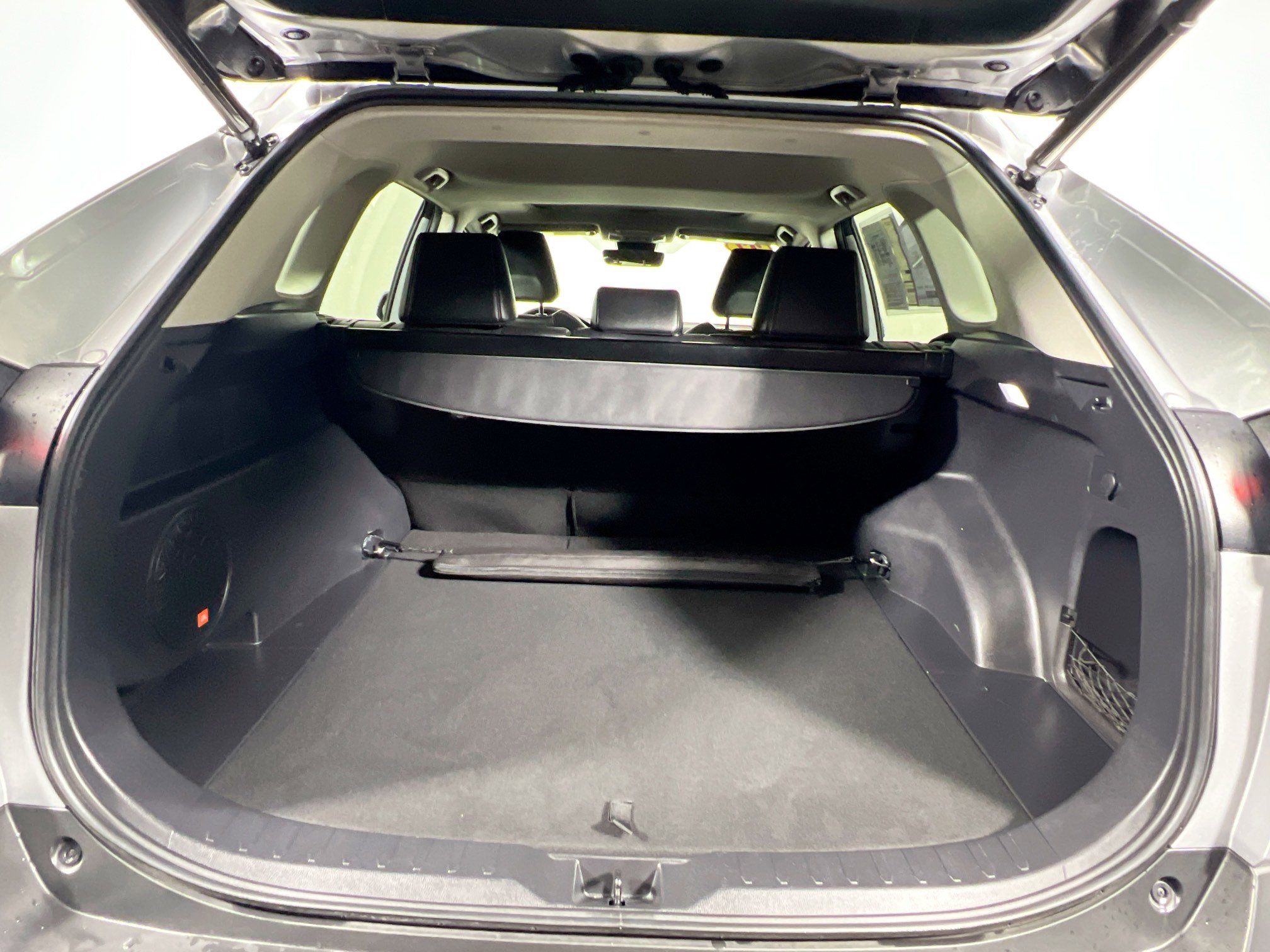 Used 2022 Toyota RAV4 Limited image 34