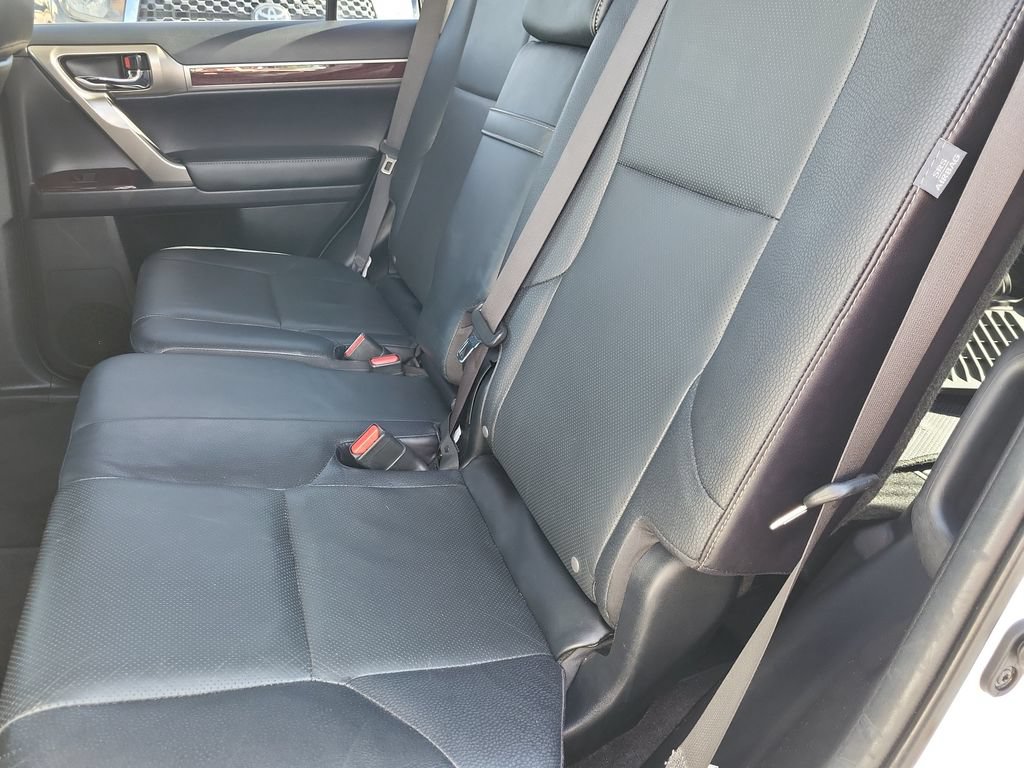 Used 2018 Lexus GX 460 Premium w/ Premium Package AWD/4WD image 14