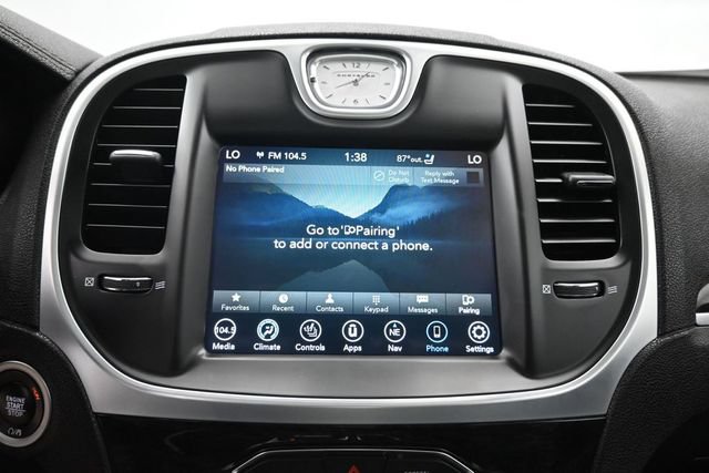 Used 2022 Chrysler 300 Touring L w/ Popular Equipment Group AWD/4WD image 19
