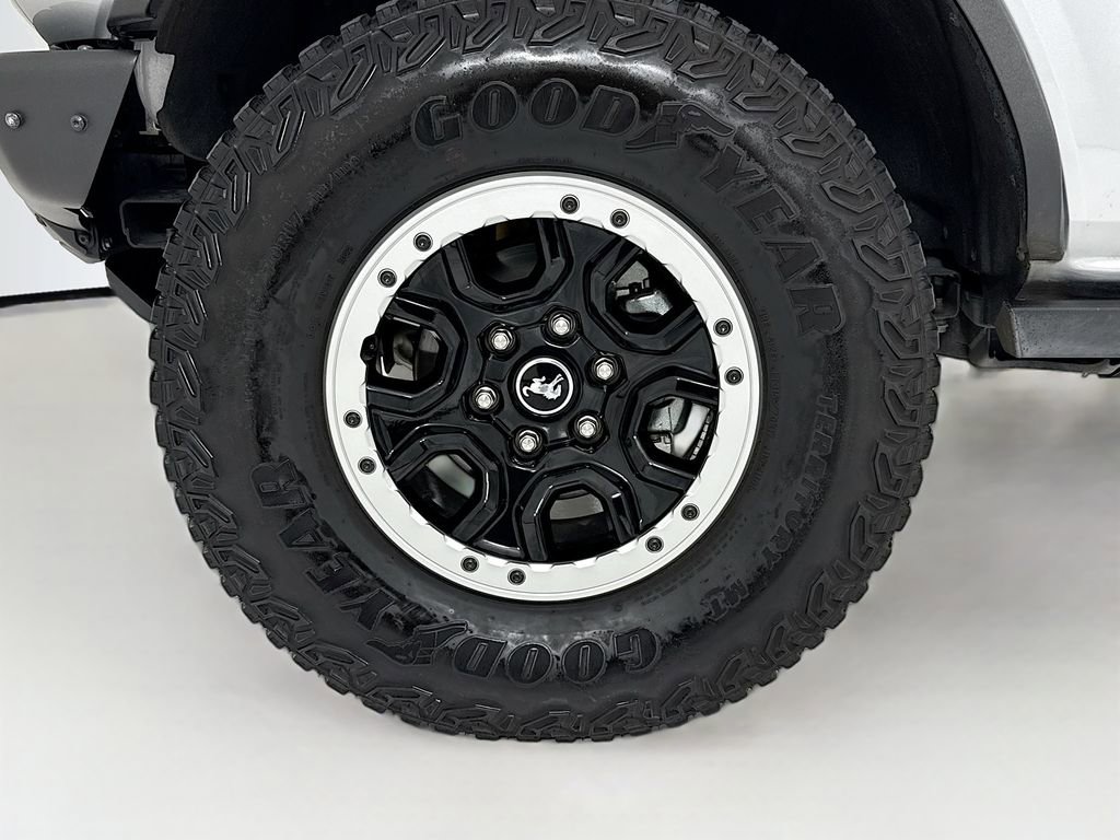 Used 2022 Ford Bronco Badlands image 31