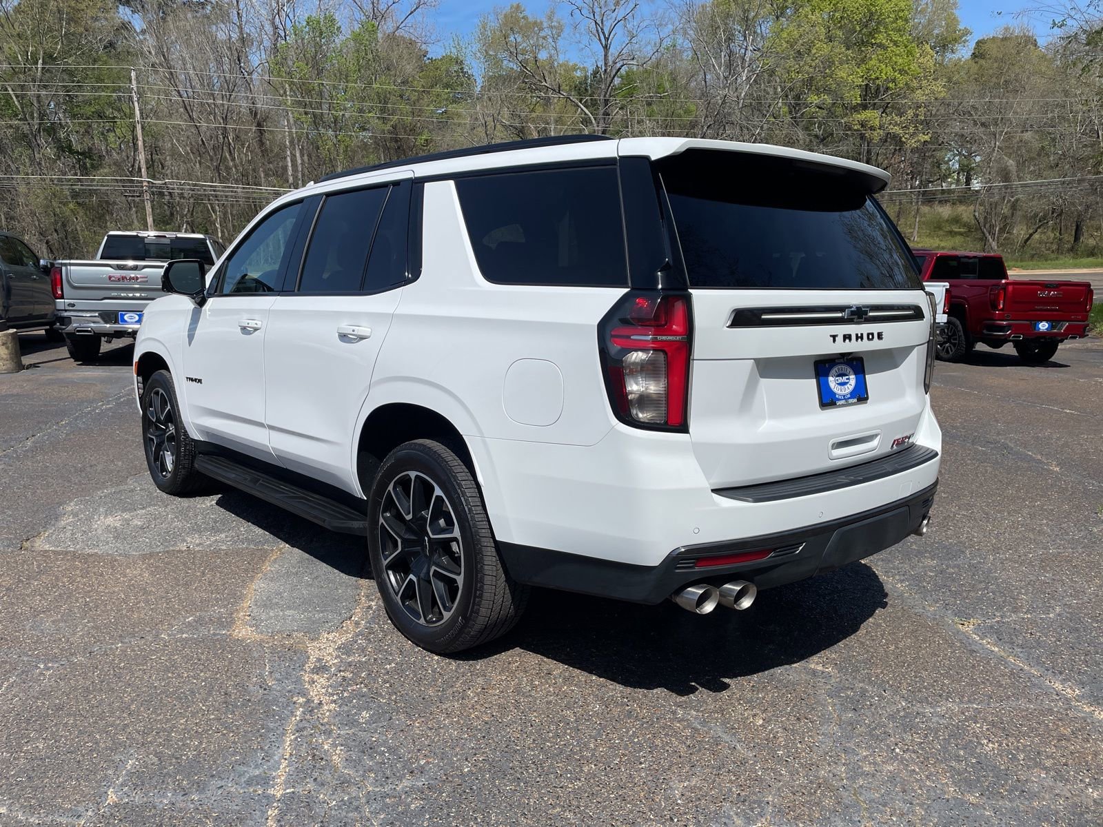 Used 2022 Chevrolet Tahoe RST w/ Sport Performance Package image 3