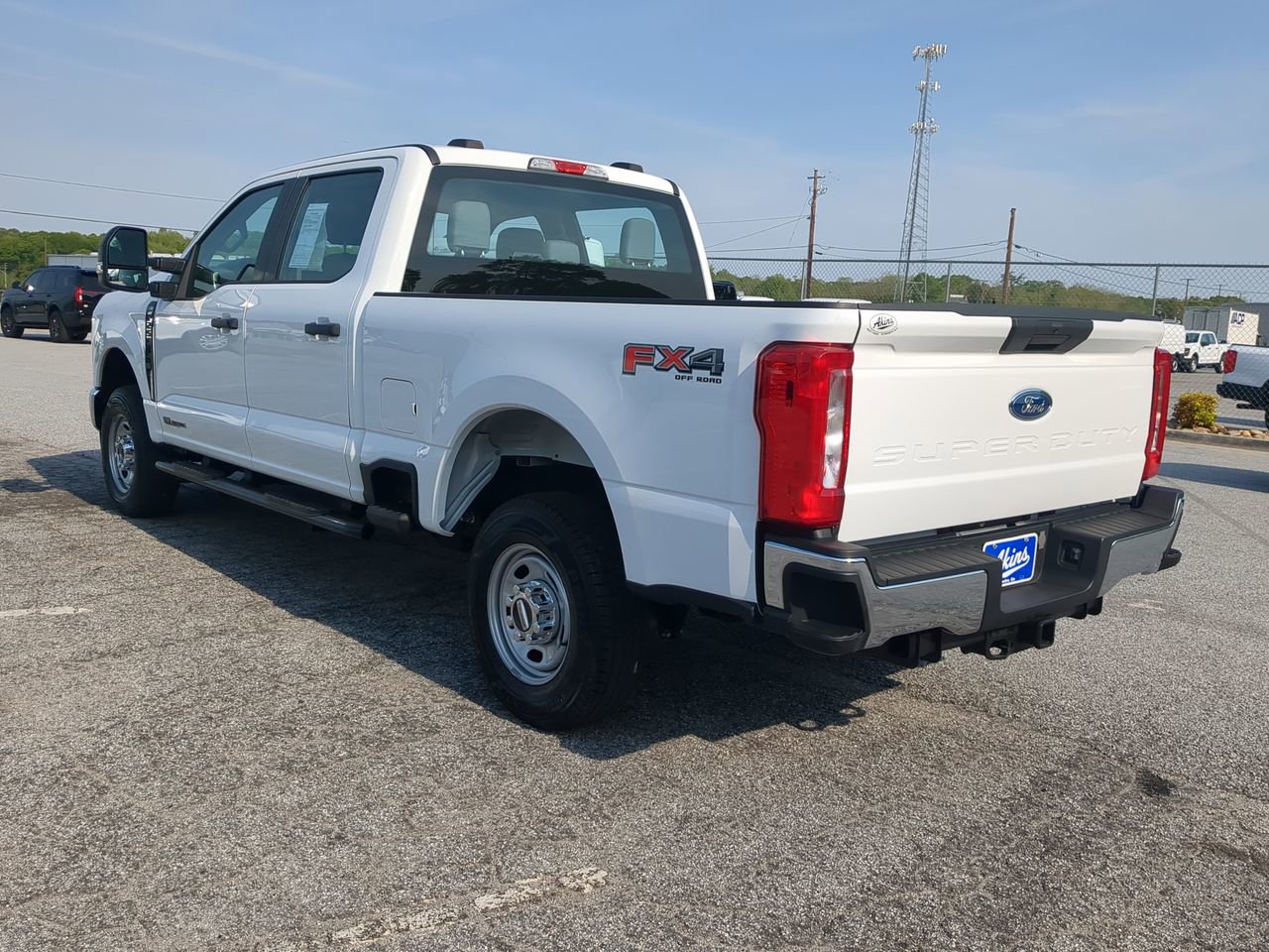 Certified 2023 Ford F250 XL w/ FX4 Off-Road Package AWD/4WD image 5