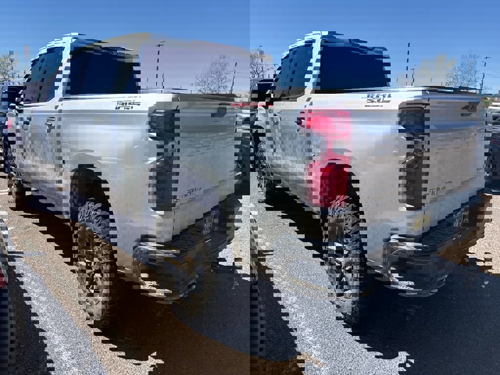 Used 2020 Chevrolet Silverado 1500 Custom Trail Boss w/ Custom Convenience Package image 3