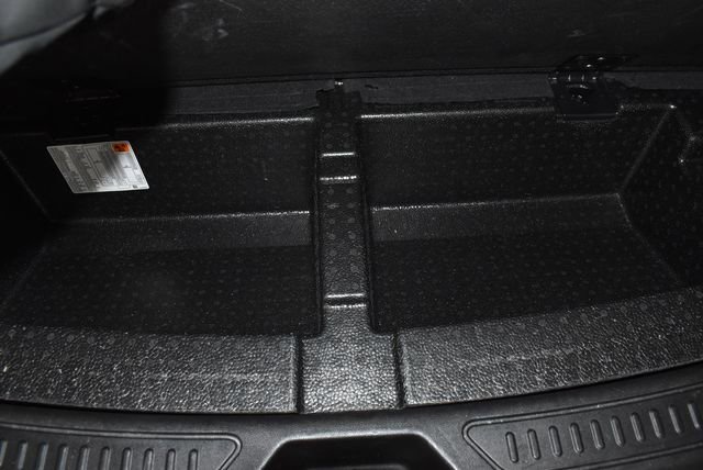 Used 2023 GMC Acadia SLT image 37