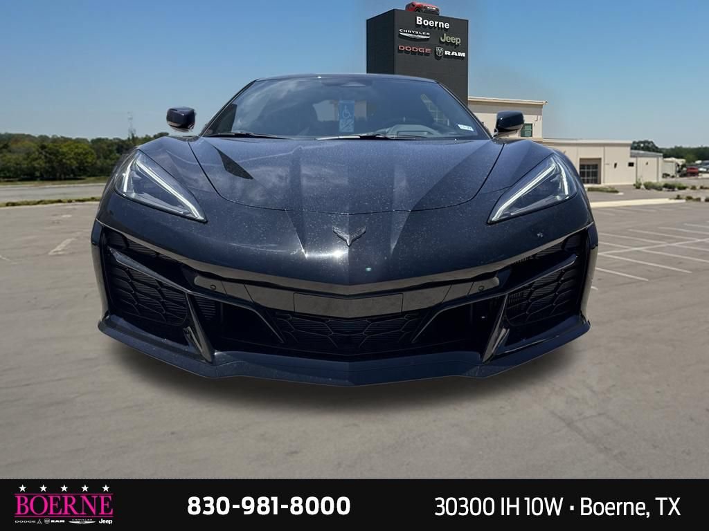 Used 2025 Chevrolet Corvette E-Ray w/ ZER Performance Package AWD/4WD image 3