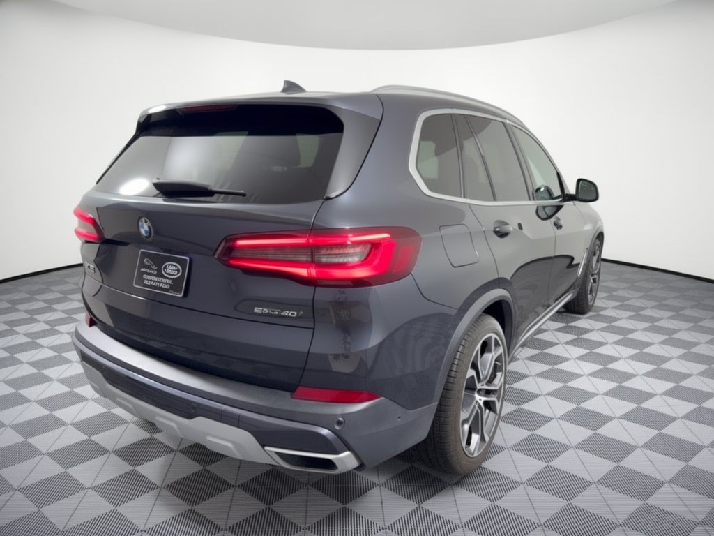 Used 2022 BMW X5 sDrive40i w/ Parking Assistance Package RWD image 9